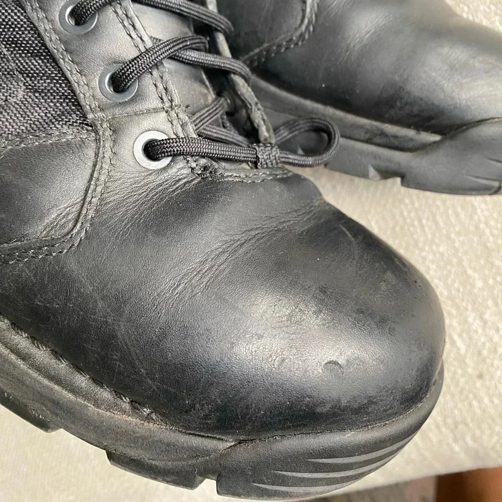 Danner Boots Men’s 8 Striker Torrent 8” Black Work Boot Gore-Tex Vibram Sole